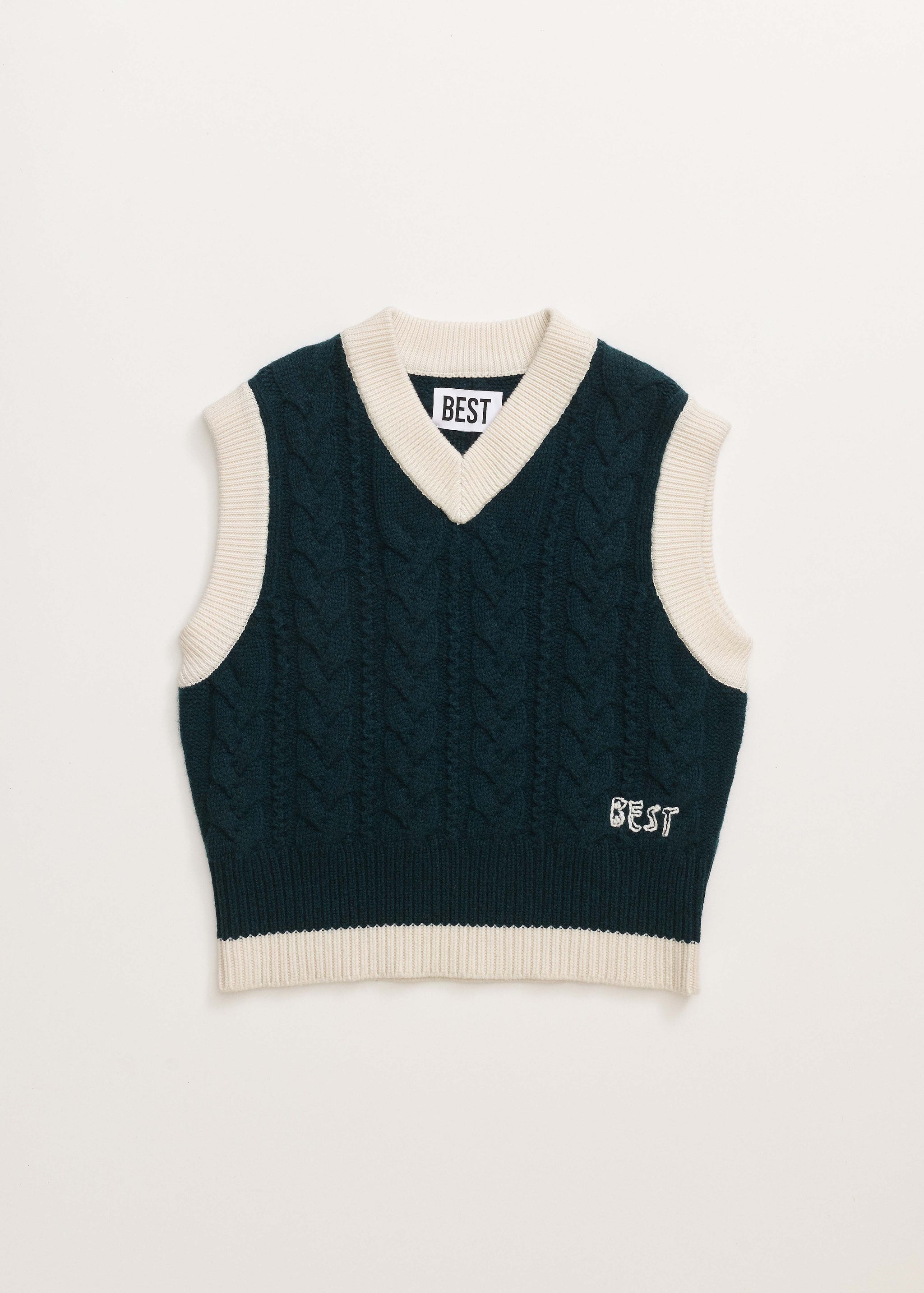 CABLE KNIT SLEEVLESS JUMPER – BEST